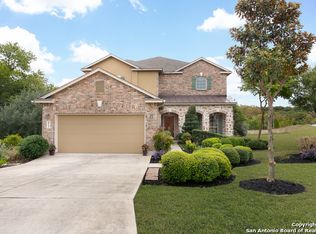 813 W San Antonio Ave, Boerne, TX 78006