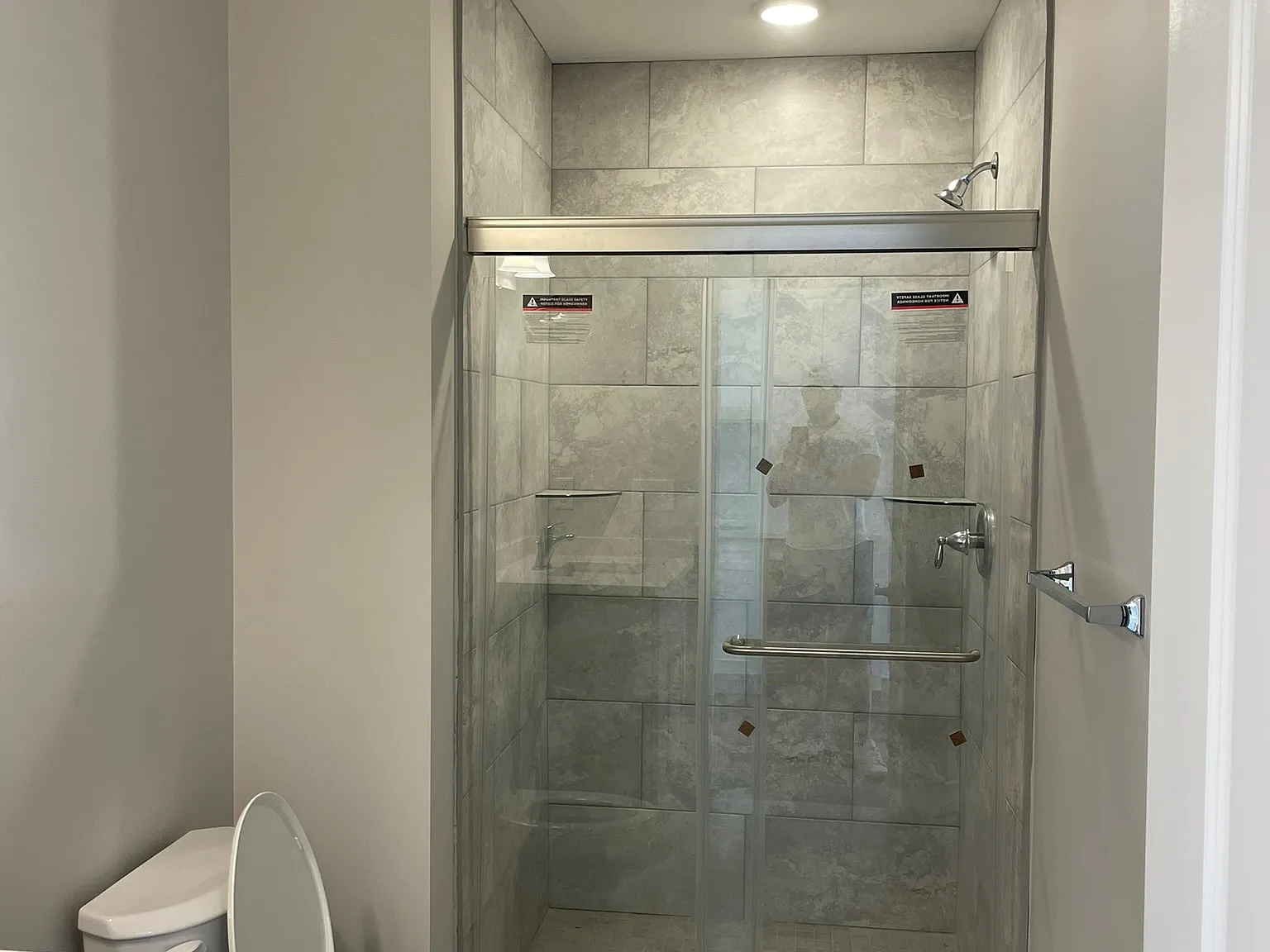 4 bed, $3,500 — Photo 2