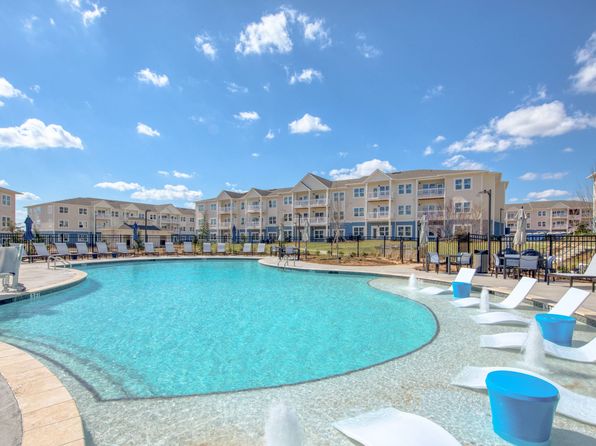 101 Pine Forest Rd #4323