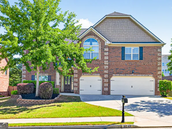 6248 Brookridge Dr, Flowery Branch, GA 30542