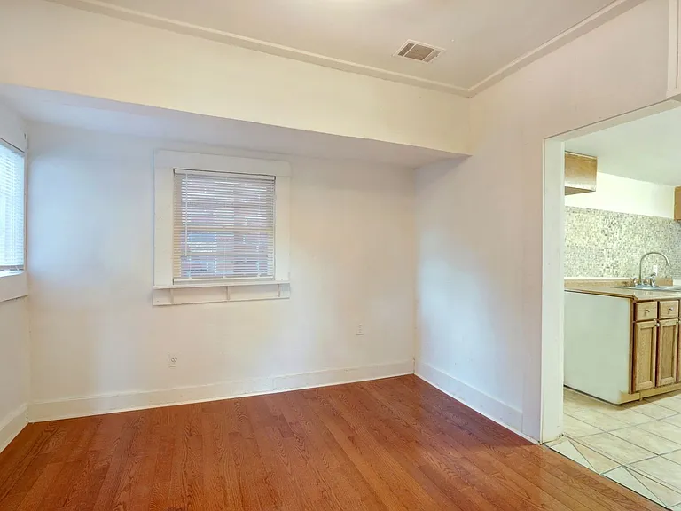 2130 E Gwinnett St — Photo 13