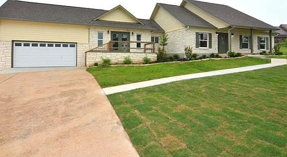 5th image of 155 Colovista Dr