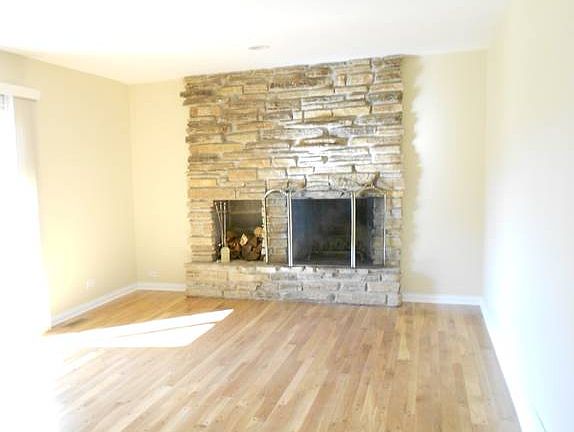4th image of 3025 Russett Ln