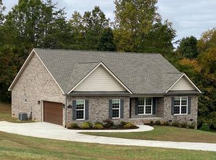 3122 Sagegrass Dr, Louisville, TN 37777