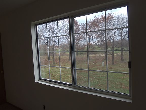 5th image of 5940 Teakwood Ln N APT G