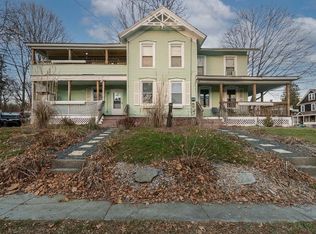 176-178 Davis St, Greenfield, MA 01301