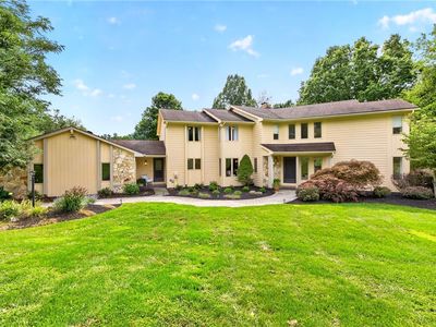 11 Pondview Dr, Pittsford, NY, 14534