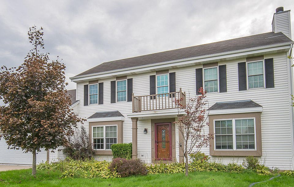 1st image of 7636 W Stonewood Cir