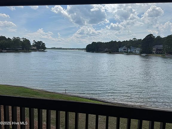 4th image of 250 Sugar Gum Lane # 110