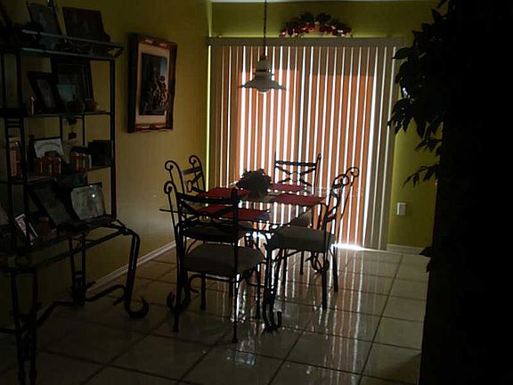 4th image of 583 Eagle Ct