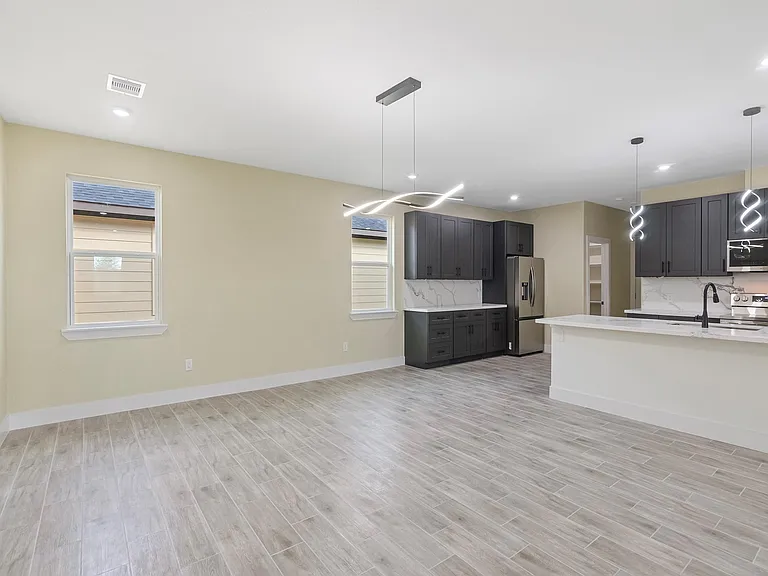 327 Road 5840 — Photo 19