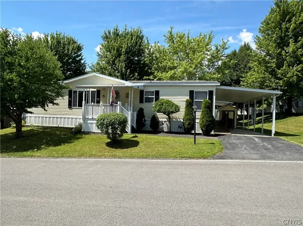 5 Horizon Dr, New Hartford, NY 13413