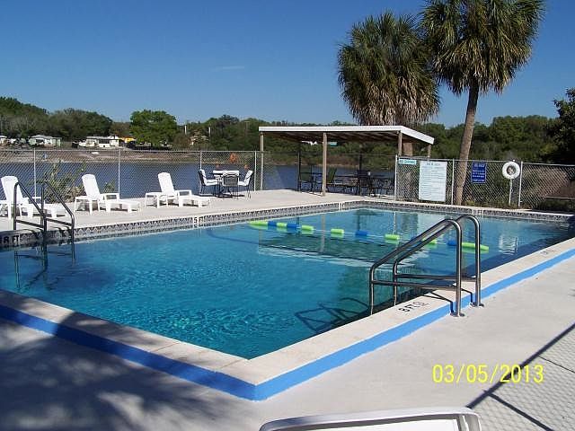 Community Pool, Rec Center and Lake