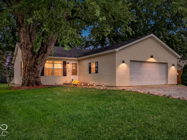 415 3rd St, Wilkinson, IN 46186