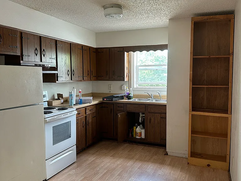 403 S Griswold St #2 — Photo 5