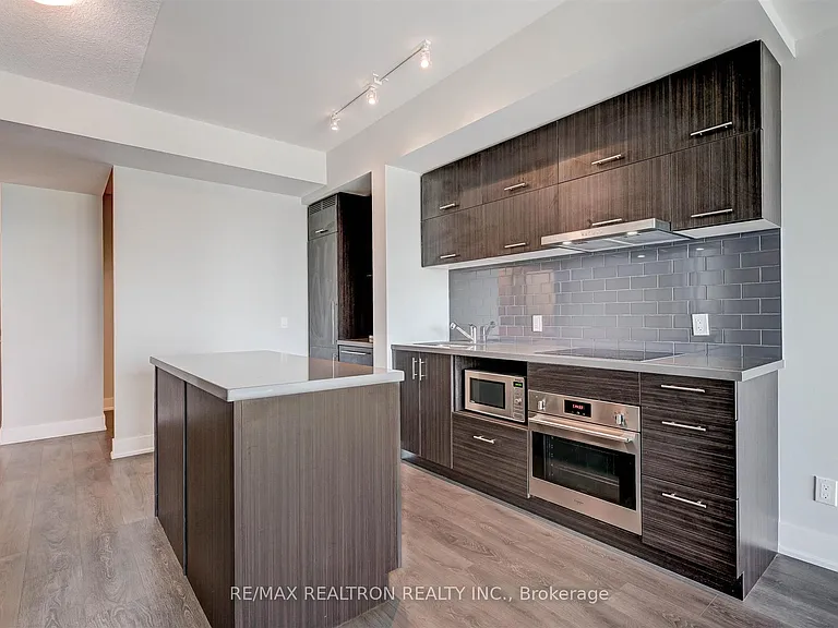 180 Enterprise Blvd #809 — Photo 10