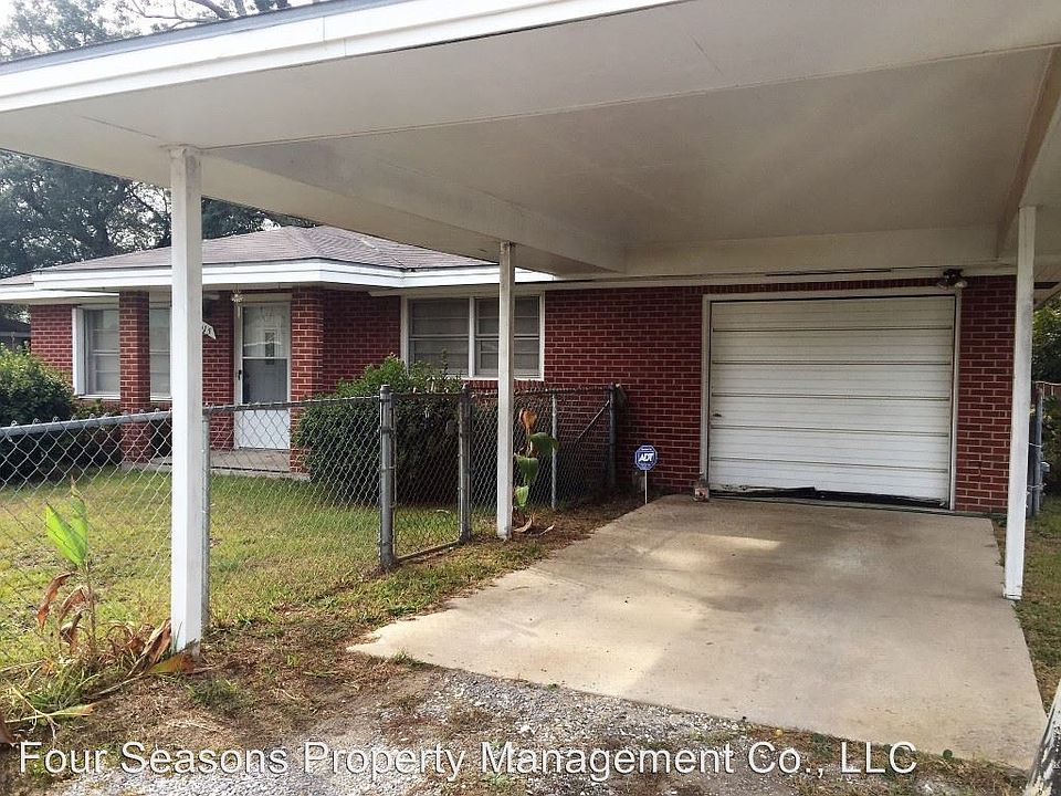 1st image of 615 W Oak Dr
