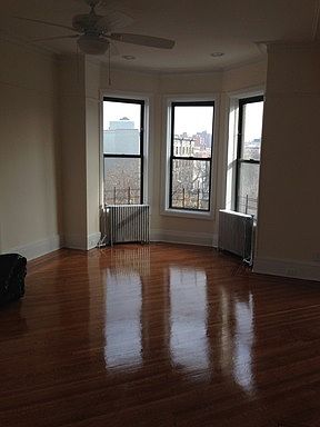 1st image of 118 Underhill Ave APT 4A