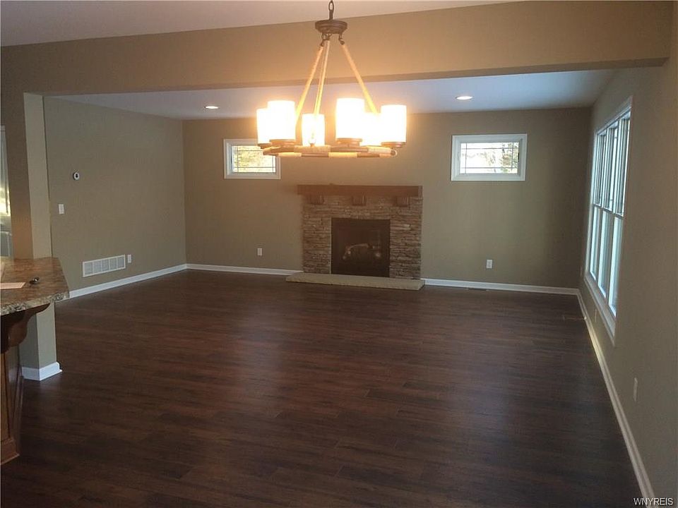 2nd image of 3537 Smolinski Dr