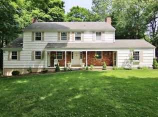 74 Fawnfield Rd, Stamford, CT 06903