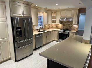 15 Donna Dr, Brampton, ON L6Z 3T3