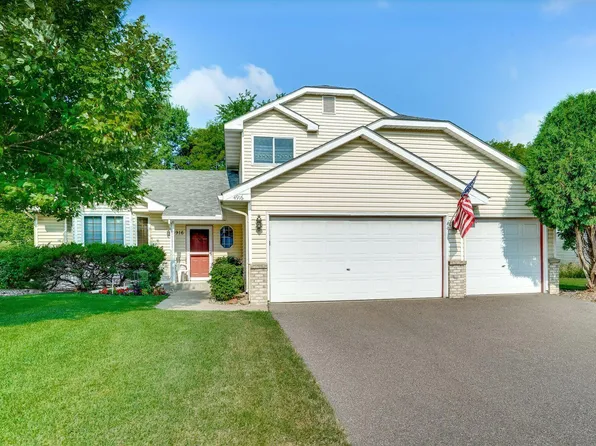 4916 Helmo Ave N, Oakdale, MN 55128