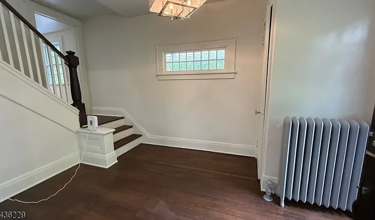 1126 Kensington Ave — Photo 5