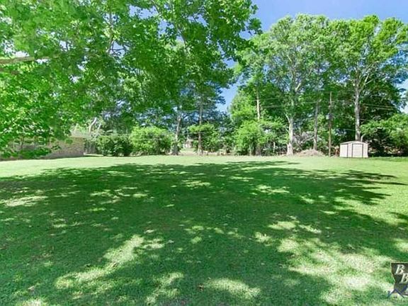 4th image of 44 Parkway Cir
