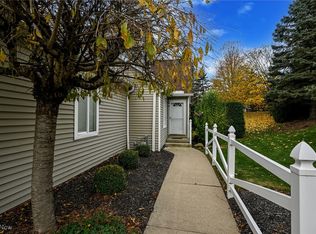 4180 Castle Rdg, Akron, OH 44321