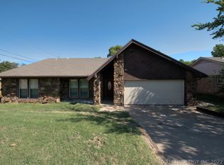 8107 E 58th St, Tulsa, OK 74145