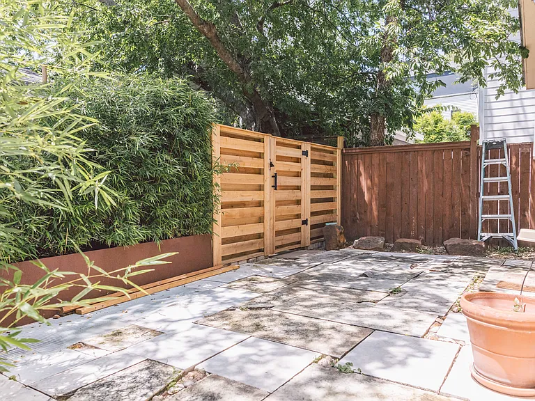 2419 Wilson St — Photo 12