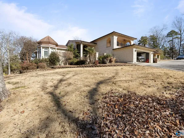 3406 Vestavia Cir, Decatur, AL 35603