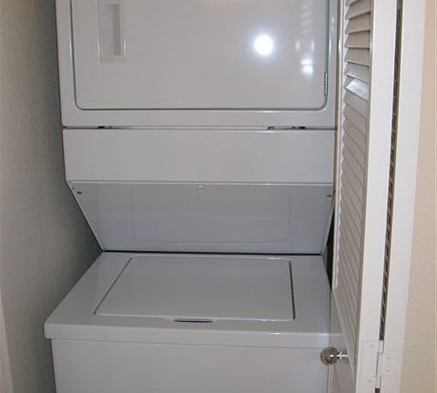 4th image of 100 Las Palmas Dr #638