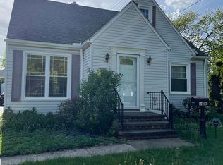 5606 Dunham Rd, Maple Heights, OH 44137
