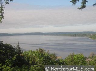 3 Birkmose Park Ln, Hudson, WI 54016