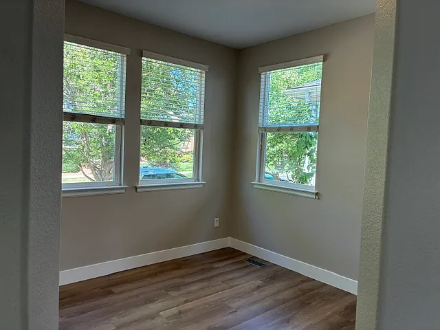 2312 N Xenia St — Photo 15