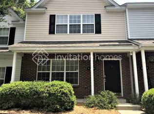 8218 Rudolph Rd, Charlotte, NC 28216