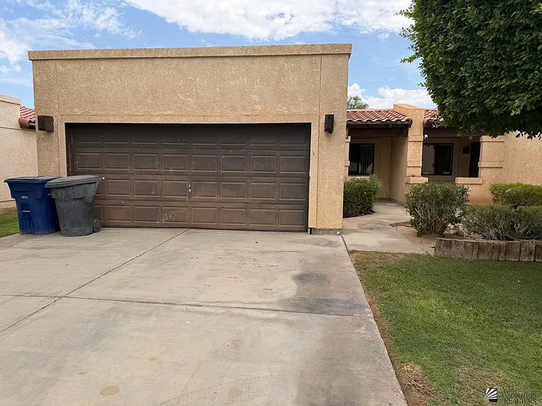 3733 S 6th Ave — Photo 4