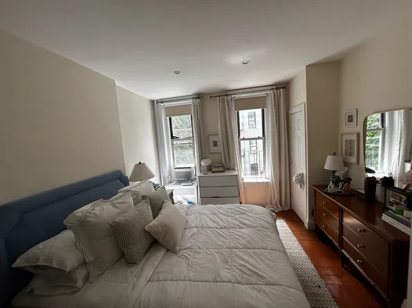 330 East 76th Street image 1 of 18