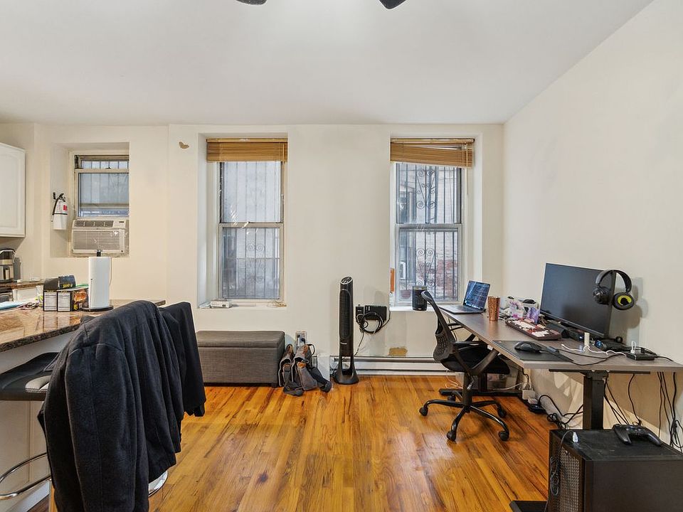 2nd image of 318 Hudson St #B