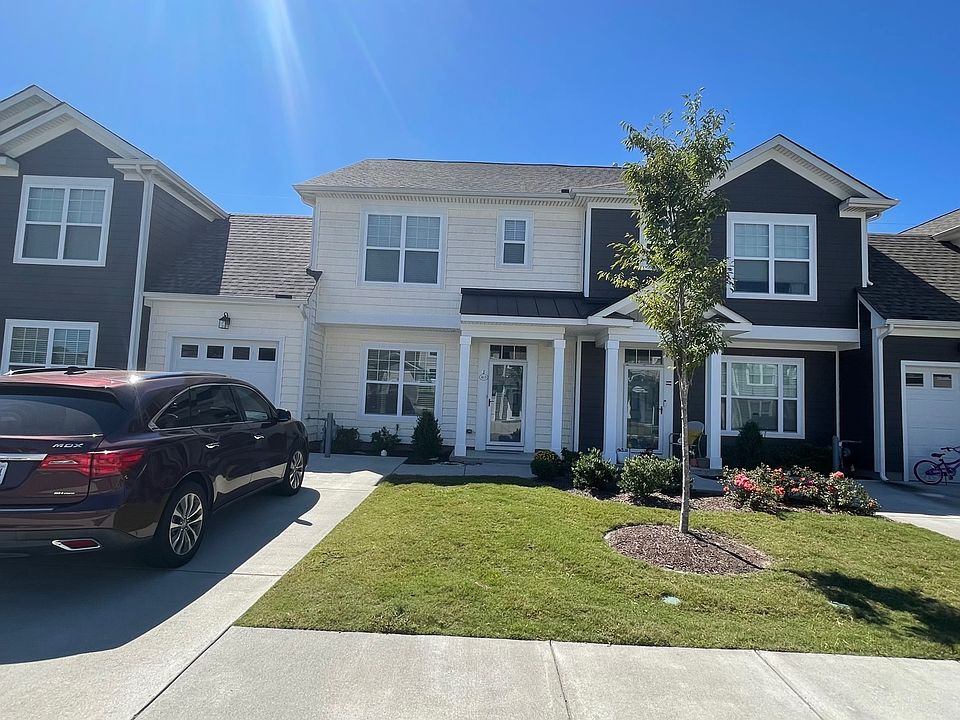 1st image of 413 Heartfield Dr #1