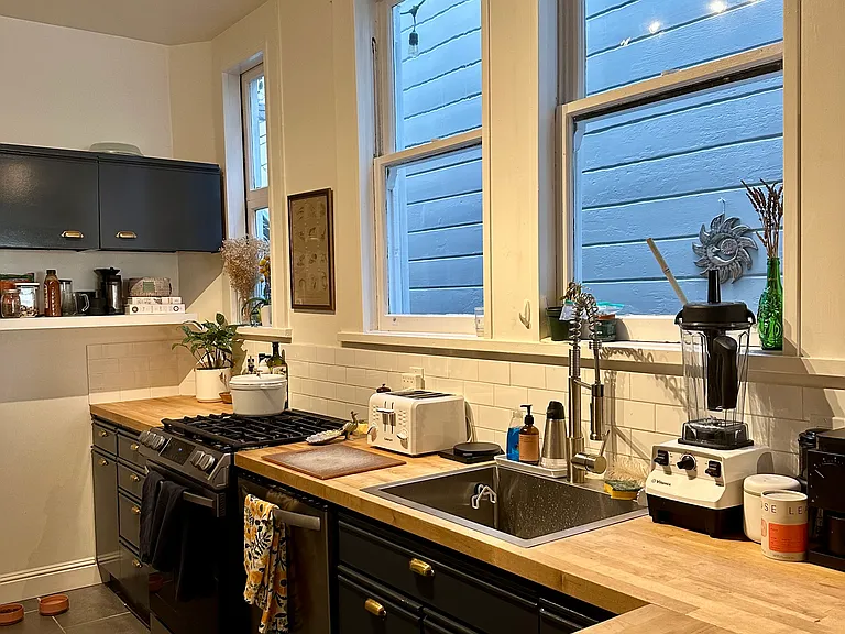 1774 Golden Gate Ave #2 — Photo 7