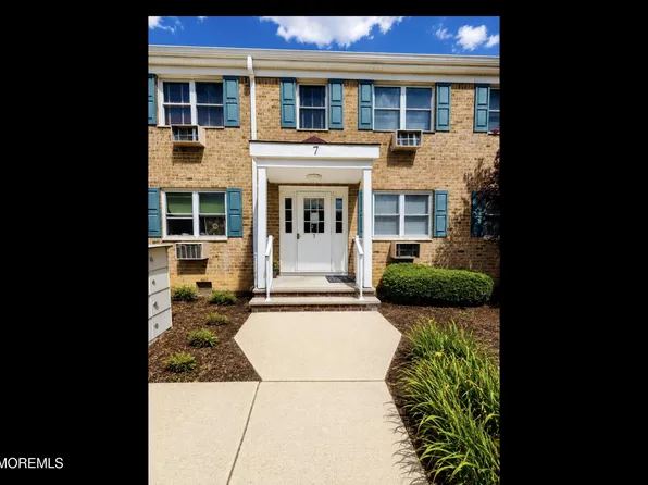 7 Windsor Ter APT F, Freehold, NJ 07728