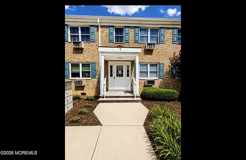 7 Windsor Ter #F Photo 1 7 Windsor Ter #F Photo 1