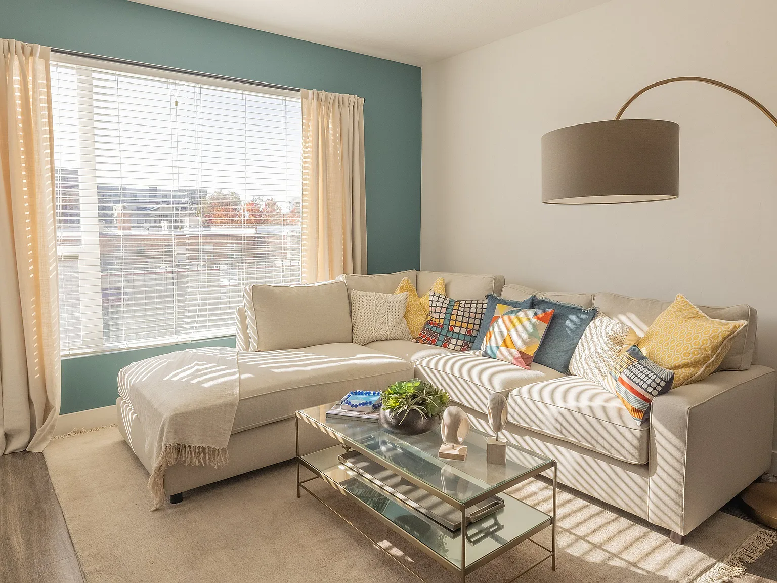 The Bonneville Apartments — Photo 3