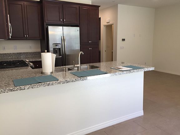2nd image of 40381 Calle Real