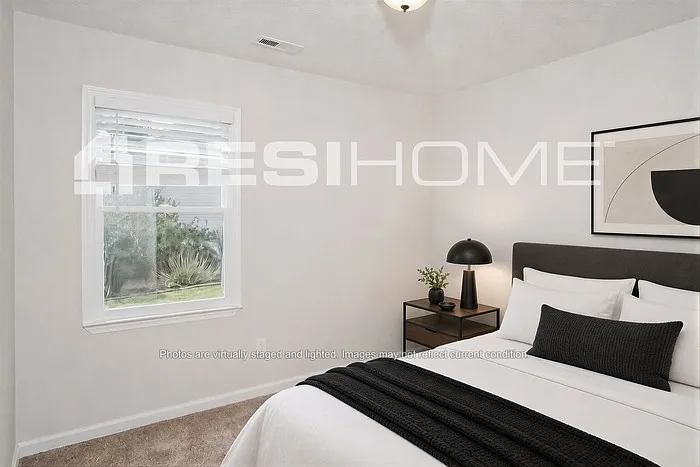 115 Cedar Breeze Ln — Photo 8