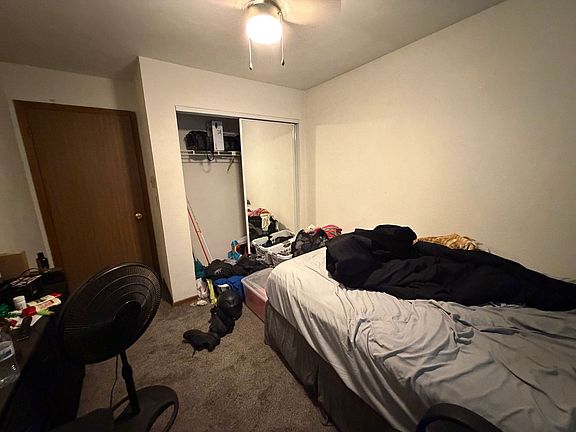 4th image of 410 10th St N APT 9