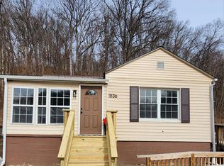 1536 Harvey Rd, Huntington, WV 25701