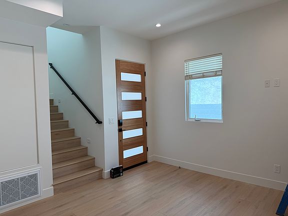 3rd image of 224A Whiting St #A